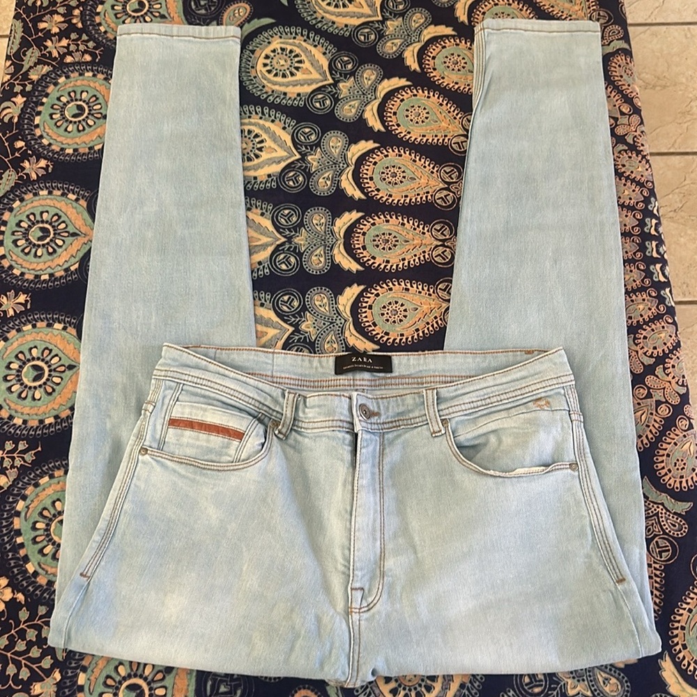 Zara High Rise Light Wash Skinny Jeans Sz 12
